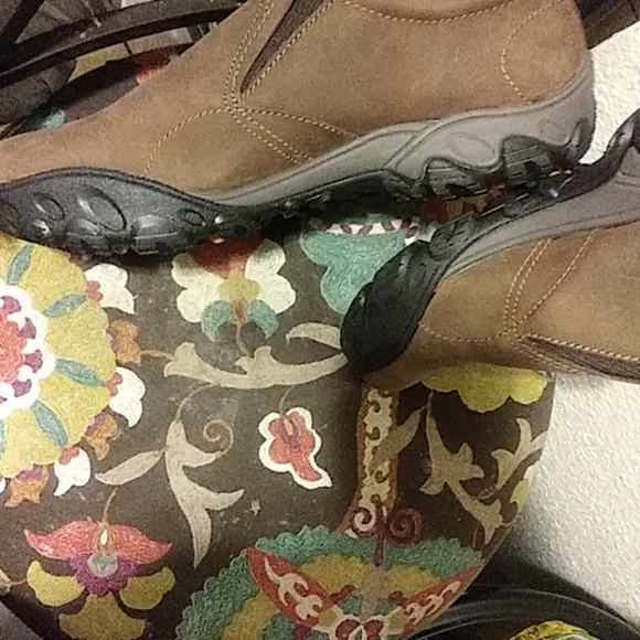 Merrell - Picture 7 of 7